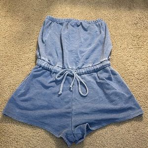 Aeropostale blue romper size medium